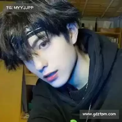 苗诗纯
